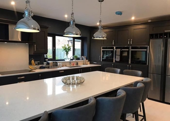 Mornington Shaker painted umber units in Graphite by @thekitchenfactoryliverpool ✔️Save this Kit (1)